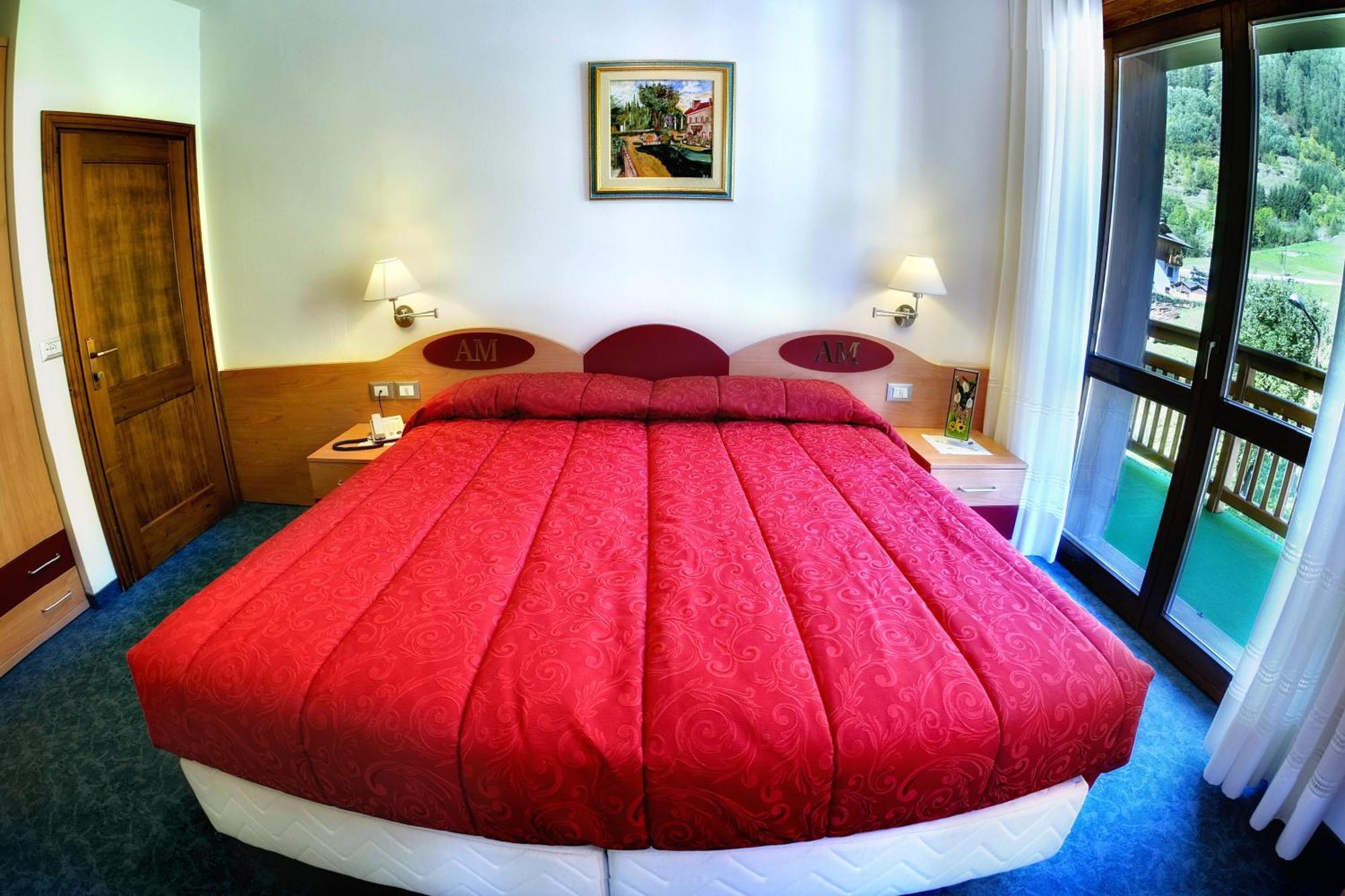 Albergo Miramonti Rabbi Bilik gambar
