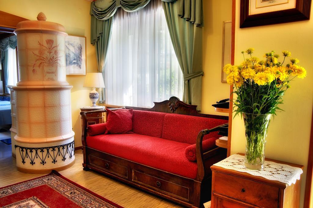 Albergo Miramonti Rabbi Luaran gambar